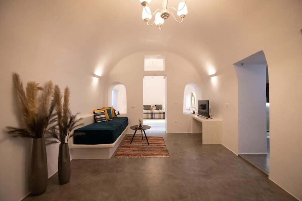 Belantza Cave House With Jacuzzi *